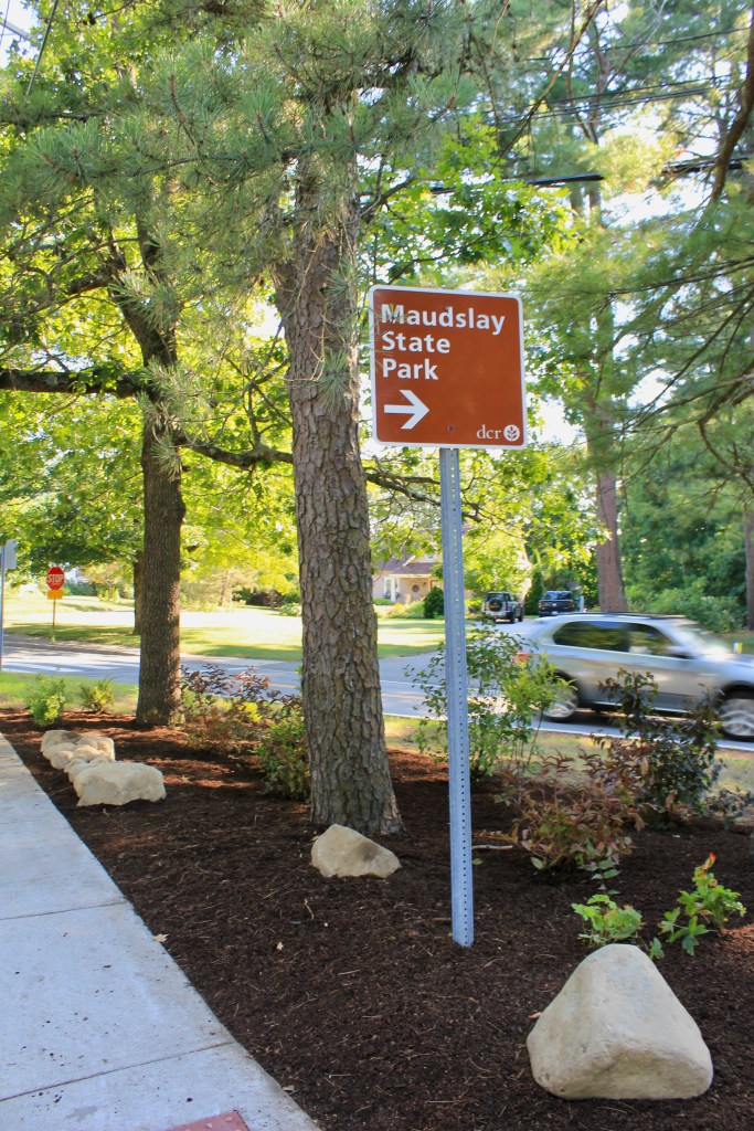 Volunteer garden Newburyport ma jmj gardens landscaping